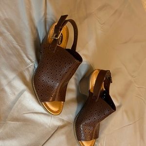 Dr Scholls brown sandals